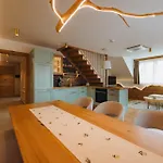 Menart Estate