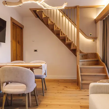 Apartment Menart Estate