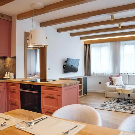 Menart Estate Cerklje na Gorenjskem