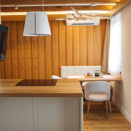 Menart Estate Cerklje na Gorenjskem