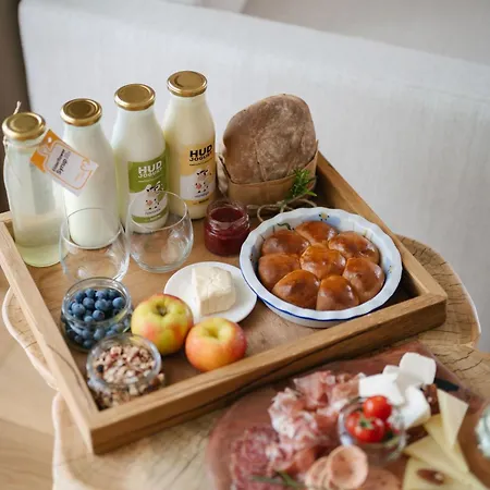 Διαμέρισμα Menart Estate *