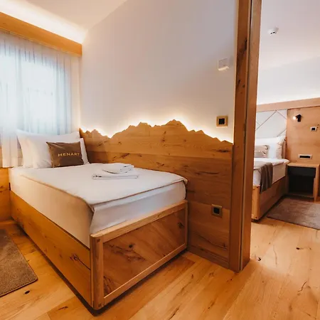 Menart Estate * 戈雷尼斯卡地区采尔克列