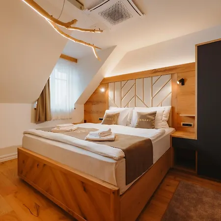 Menart Estate Διαμέρισμα *