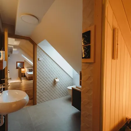 Menart Estate Cerklje na Gorenjskem