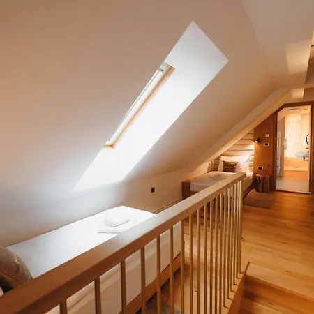 Menart Estate 戈雷尼斯卡地区采尔克列