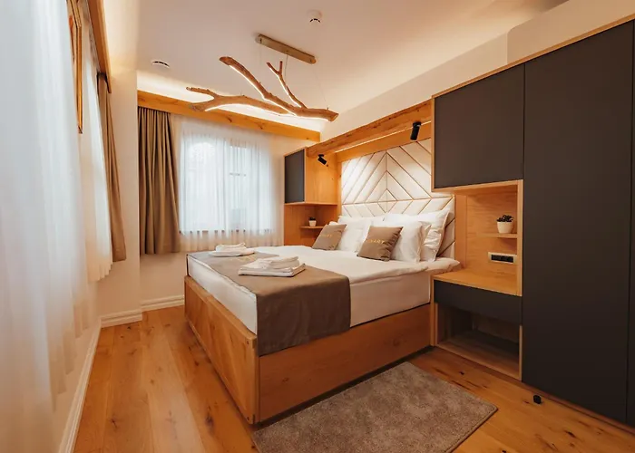 Apartment Menart Estate