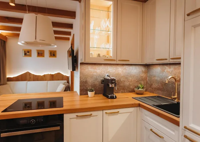 Appartement Menart Estate